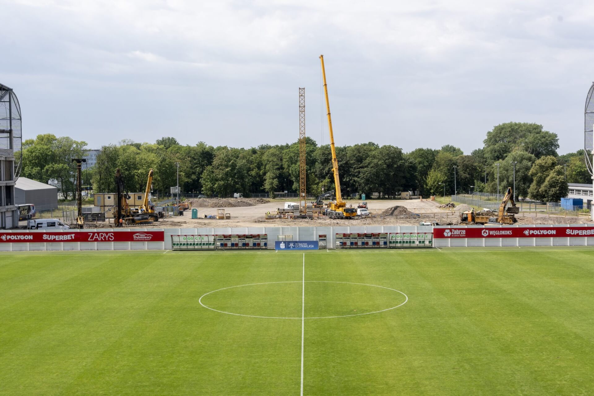 Budowa czwartej trybuny Areny Zabrze