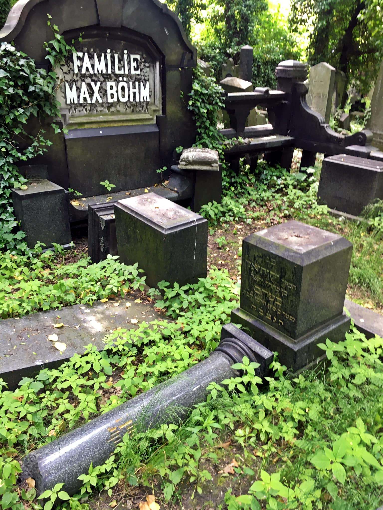 Cmentarz żydowski został zdewastowany