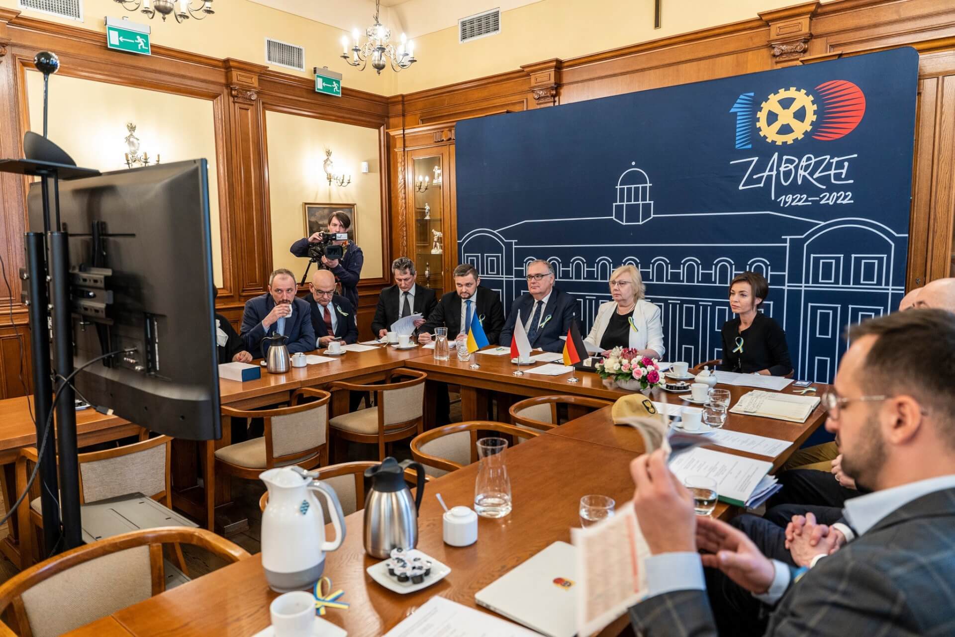 Wideokonferencja w Zabrzu rok po rosyjskim ataku na Ukrainę