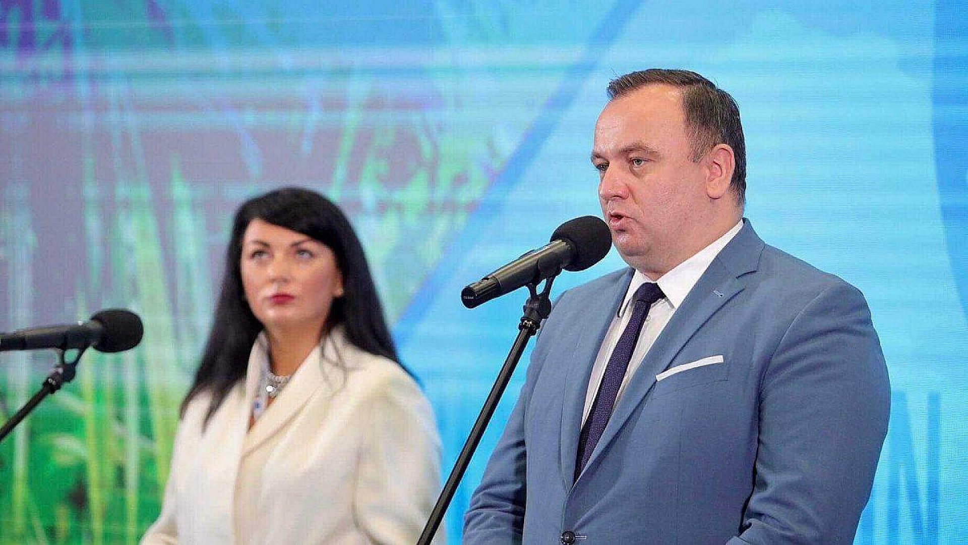 Sejmik tej kadencji, obecny zarząd, powinien wyznaczyć datę odejścia od spalania węgla w sektorze komunalnym - mówił Chełstowski Sejmik tej kadencji, obecny zarząd, powinien wyznaczyć datę odejścia od spalania węgla w sektorze komunalnym - mówił Chełstowski