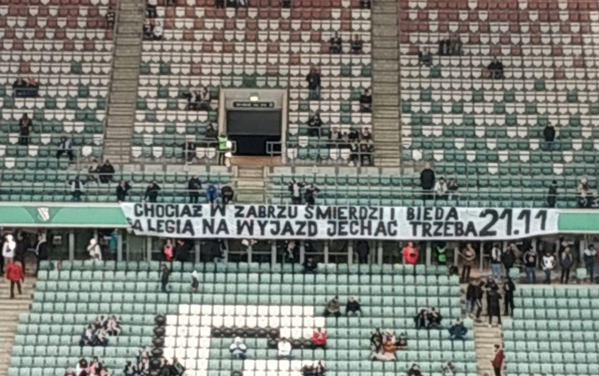 Transparent na stadionie Legii Transparent na stadionie Legii