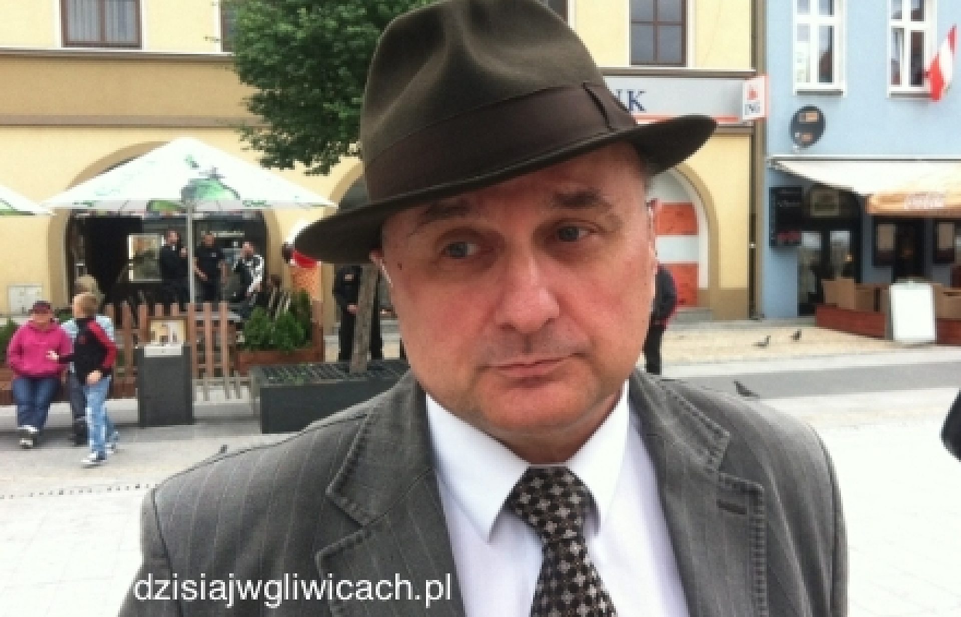 F471aeb5e8a92fbd198464dedf5ef682 F471aeb5e8a92fbd198464dedf5ef682