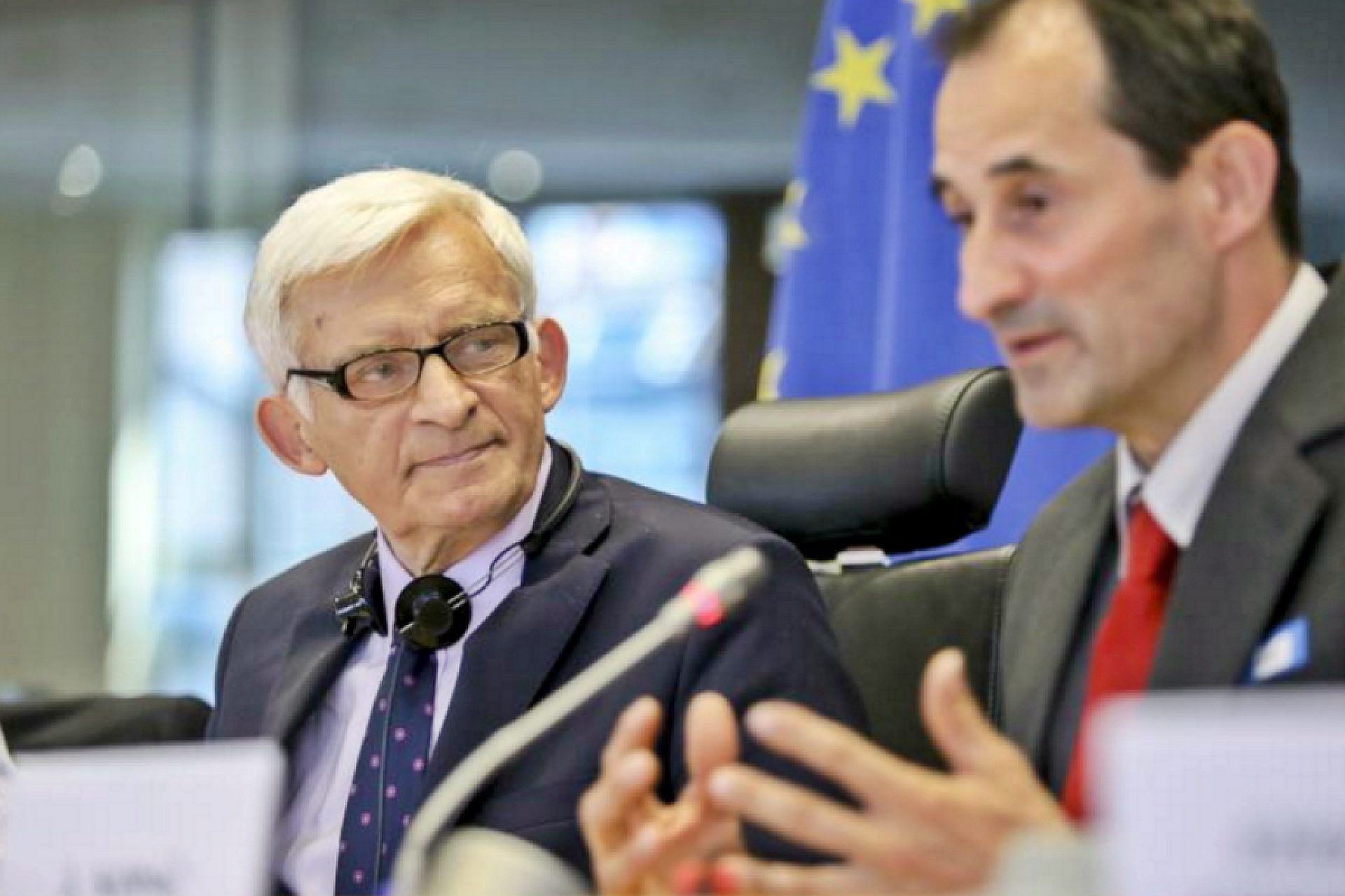 Buzek Buzek