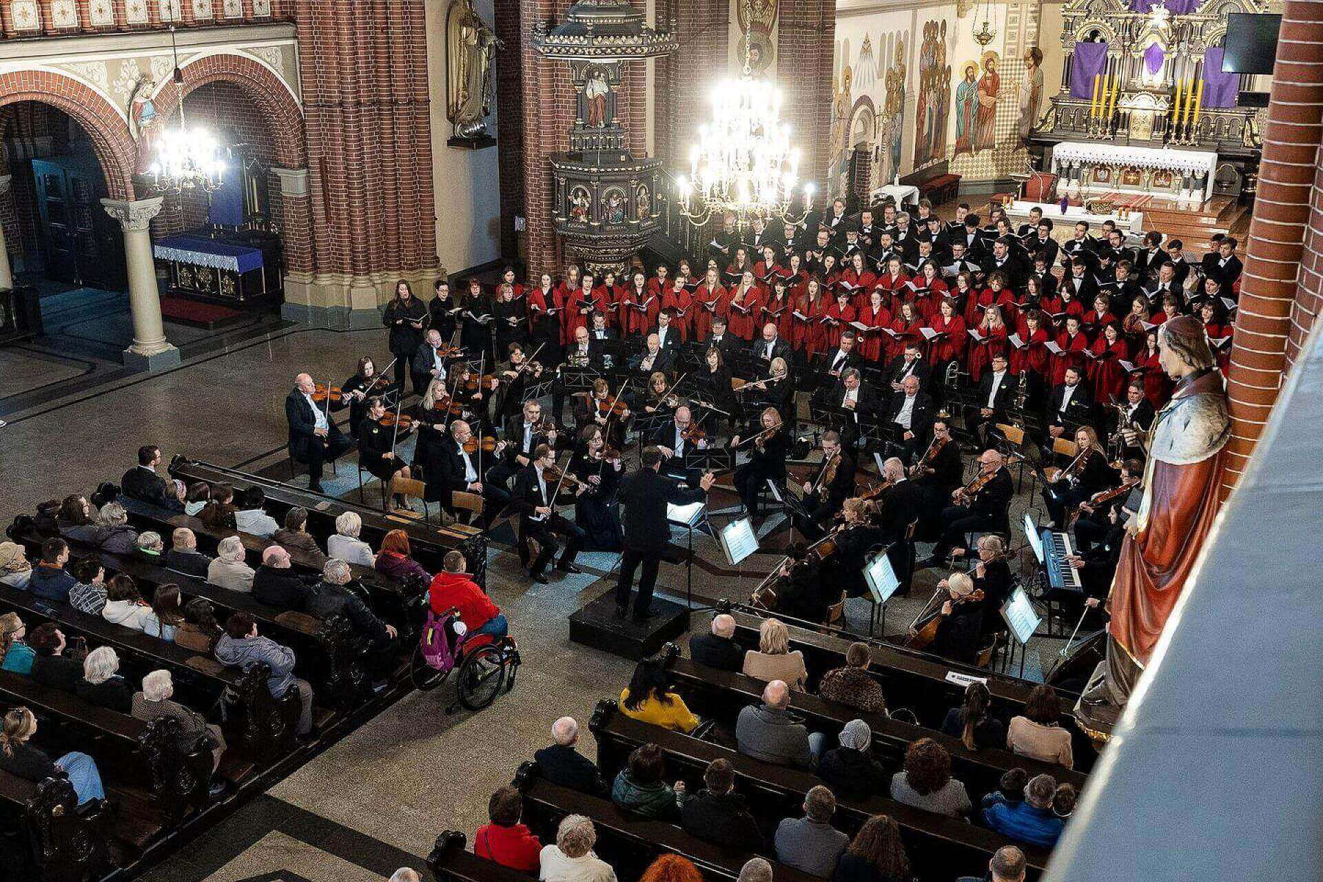 Koncert Pasyjny odbędzie się w zabrzańskim kościele pw. św. Anny Koncert Pasyjny odbędzie się w zabrzańskim kościele pw. św. Anny