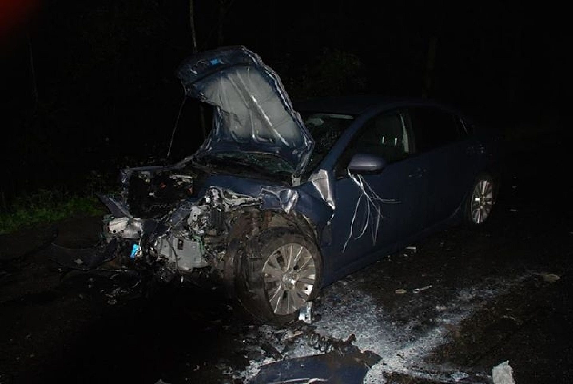 4b50d7fbcad536bb1e623e4eb6d7776e 4b50d7fbcad536bb1e623e4eb6d7776e