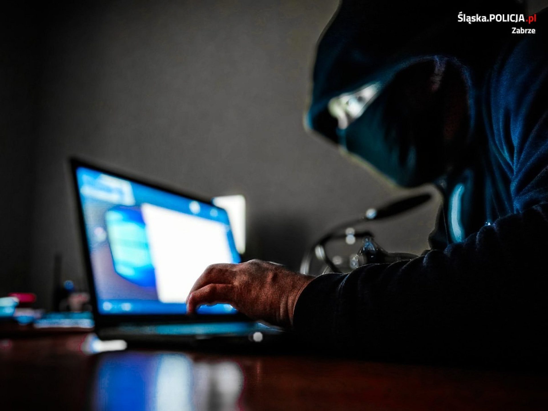 Ofiarą oszustów padł 77-latek z Zabrza Ofiarą oszustów padł 77-latek z Zabrza