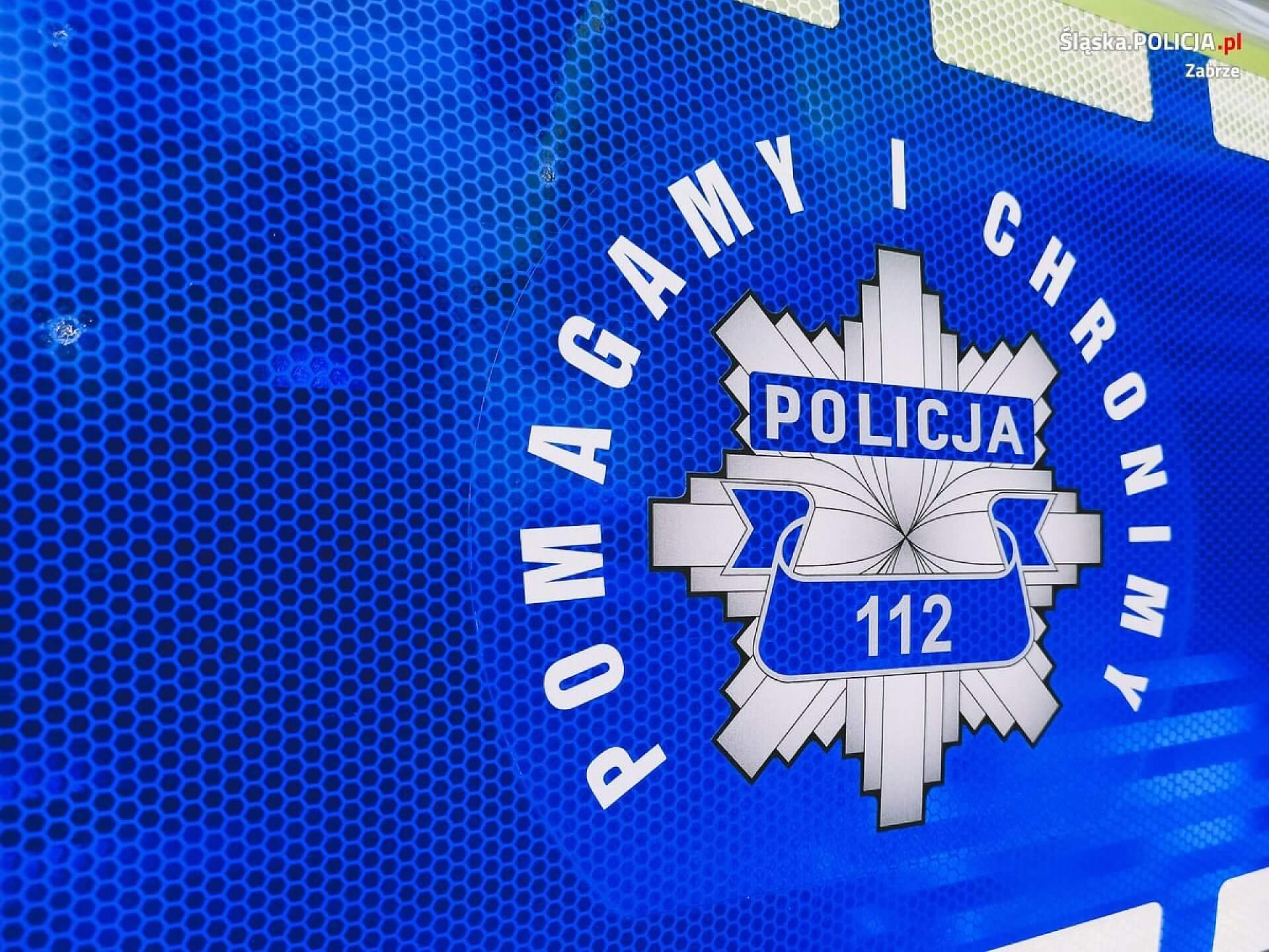 Znalezione przedmioty trafiły do policjantów z IV komisariatu, a potem do właścicielki Znalezione przedmioty trafiły do policjantów z IV komisariatu, a potem do właścicielki