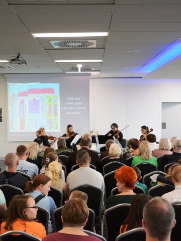 Szkole Podstawowej Specjalnej nr 38 w Zabrzu nadano imię Małego Księcia Szkole Podstawowej Specjalnej nr 38 w Zabrzu nadano imię Małego Księcia