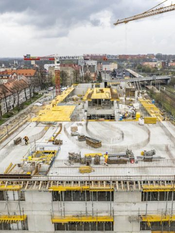 Trwa budowa centrum przesiadkowego w Zabrzu Trwa budowa centrum przesiadkowego w Zabrzu