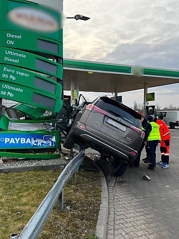 Wypadek pijany stacja bp ruda slaska 6 Wypadek pijany stacja bp ruda slaska 6
