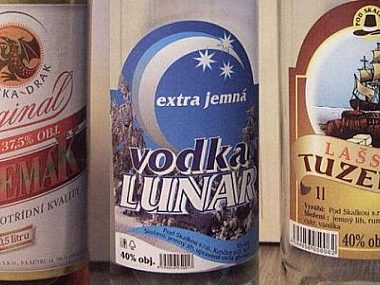 Kolejne ofiary zabójczego alkoholu 4656d0377b094951545d49841b52c18b