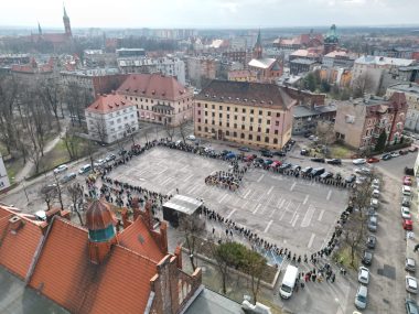 w tegorocznym polonezie zatańczyło blisko 900 uczniów w tegorocznym polonezie zatańczyło blisko 900 uczniów