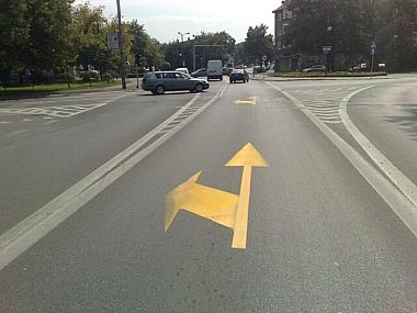 Sprawdź organizację ruchu na ul.Nowy Świat 5f87bb0de25dad19a61b00e0cff4ea7c