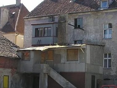 Leżał martwy w mieszkaniu 788d4790740036c255a4f0d77de6b3d2