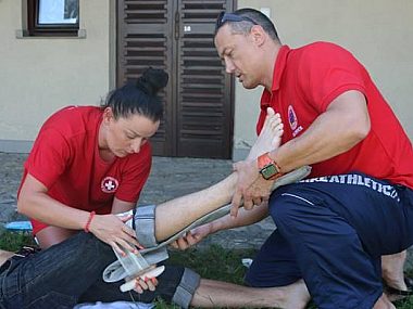 Co Ci grozi podczas wakacji? Kolejny odcinek poradnika Złamanie2