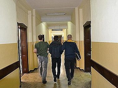 Wpadł poszukiwany dwoma listami gończymi B824f85901d9a92733484c4ba647e881