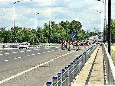 Koniec zawracania na DK 88. Postawią separatory Dts arena