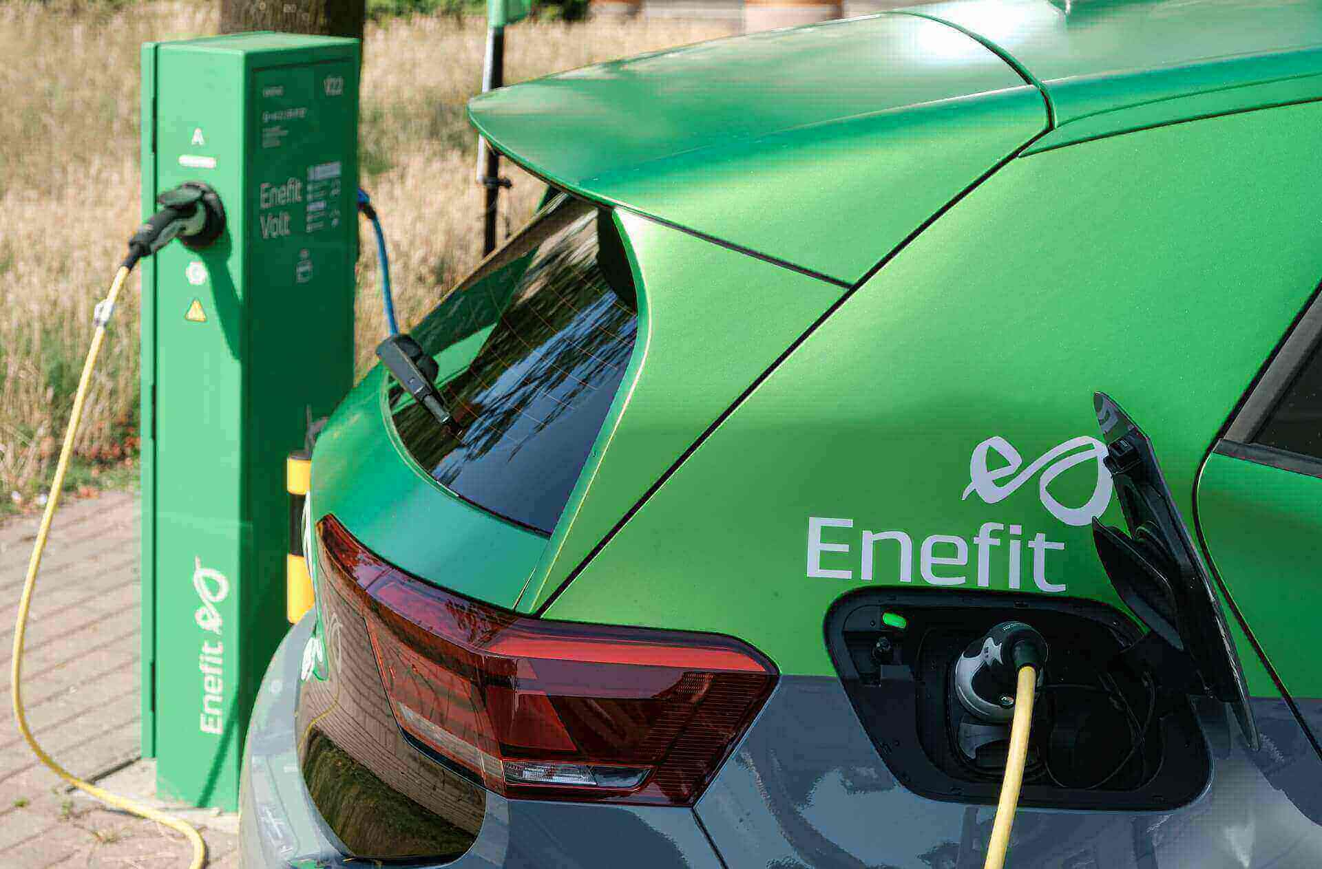 Firma Enefit uruchomila w Zabrzu kilkadziesiat stacji ladowania pojazdow elektrycznych